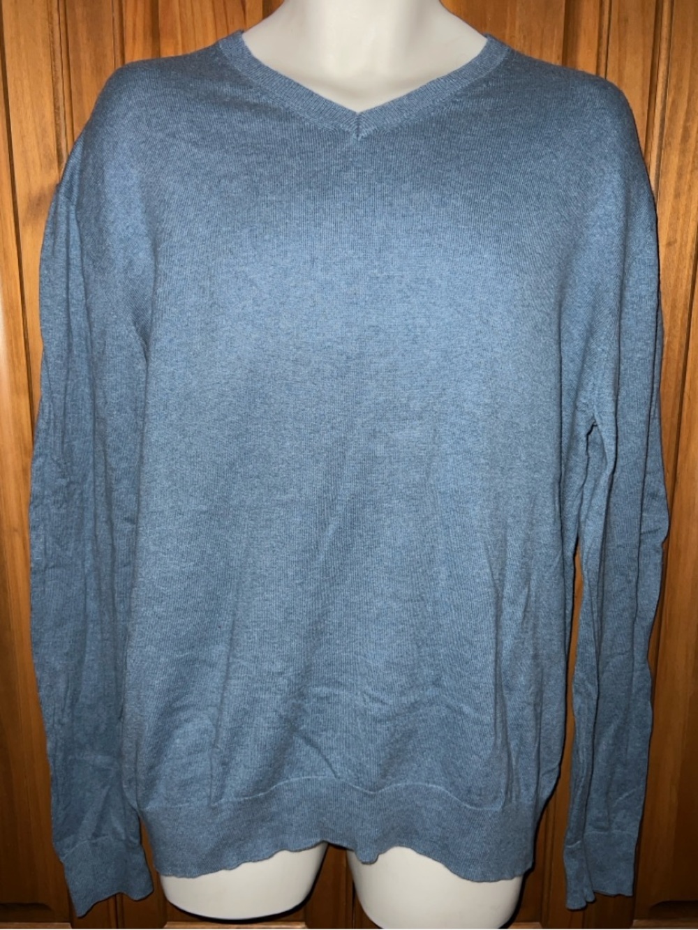 GAP sweater